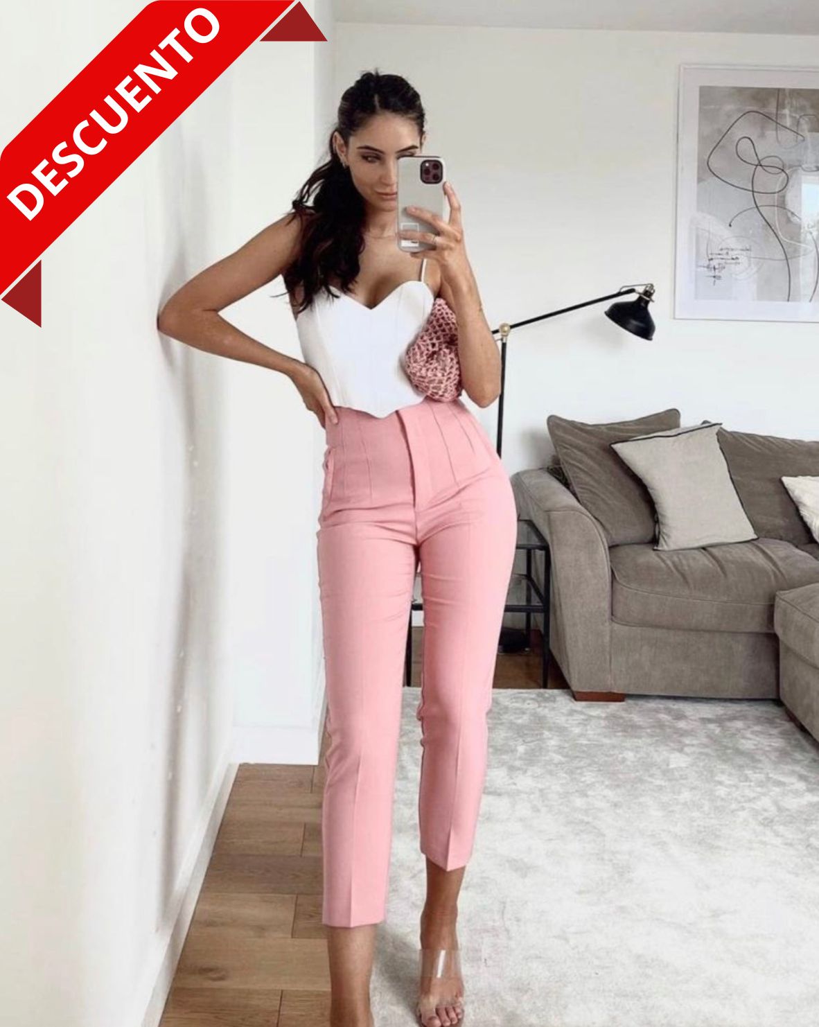 Pantalón rosa de talle alto para mujer, ideal para un look moderno y elegante.